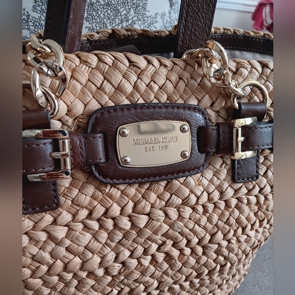 Michael Kors Tan and Brown Woven Tote Bag - Picture 4 of 14